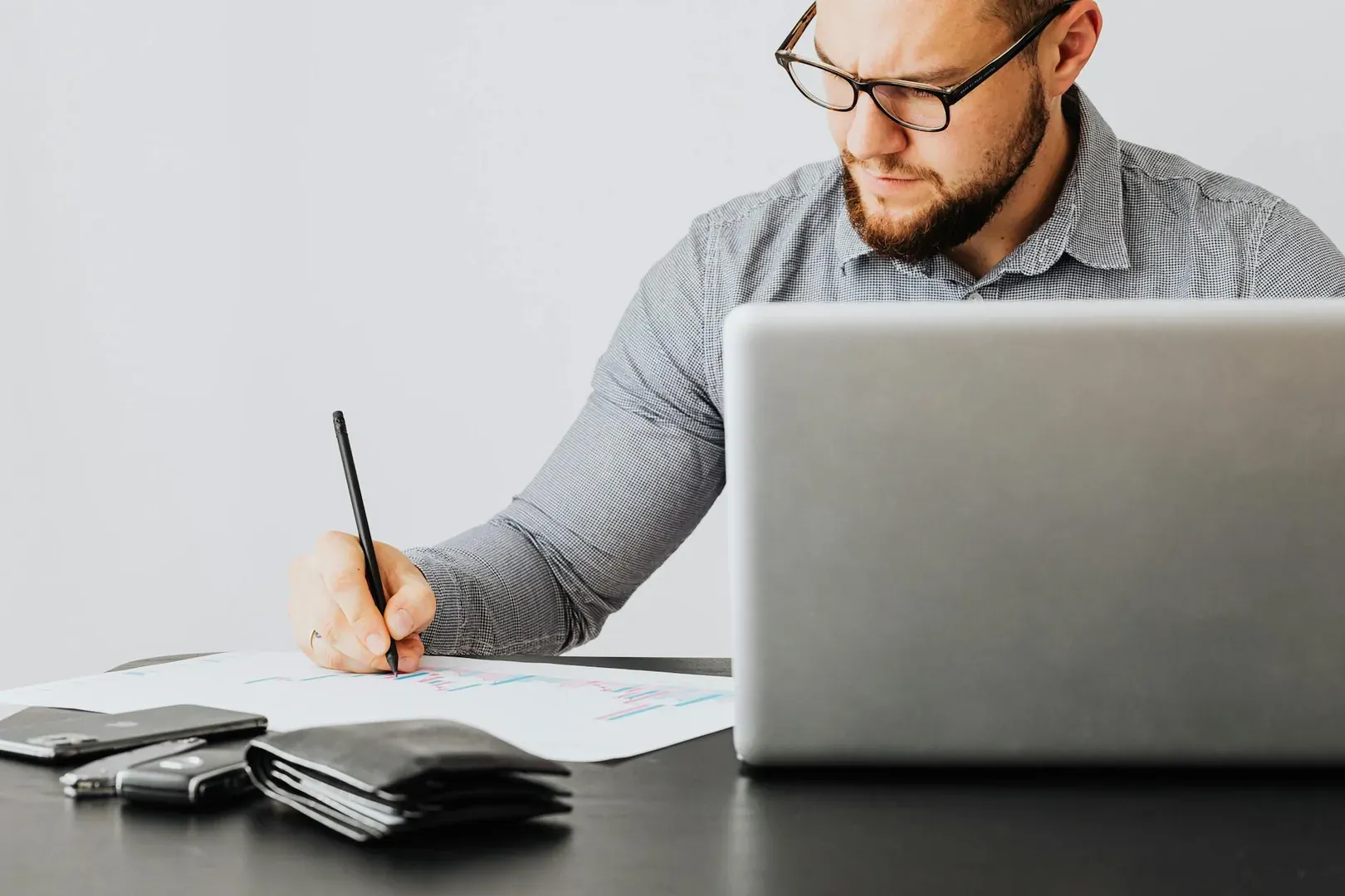 Acheter un site web : la check-list d'audit avant l'offre
