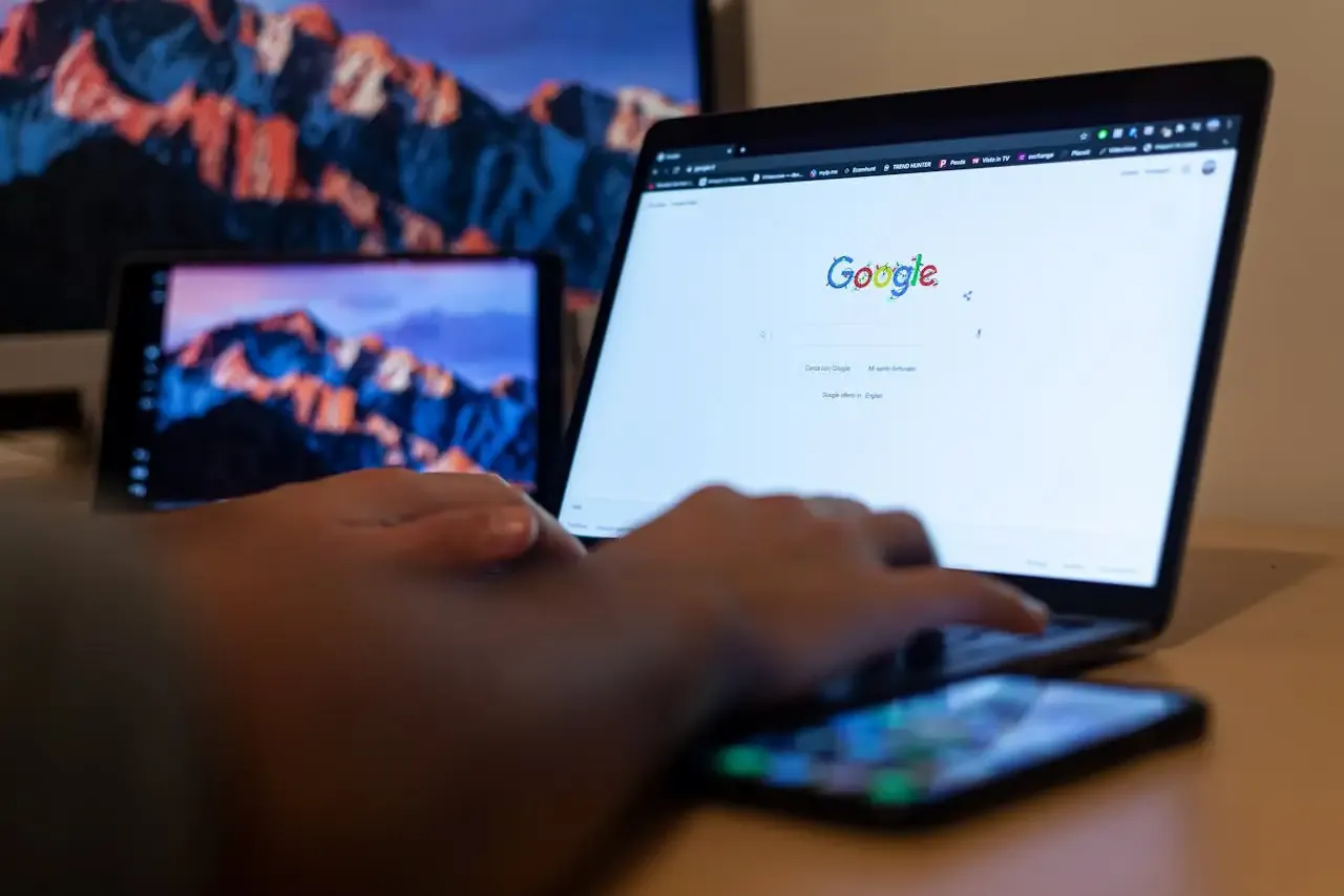 pourquoi-pages-web-disparaissent-de-google