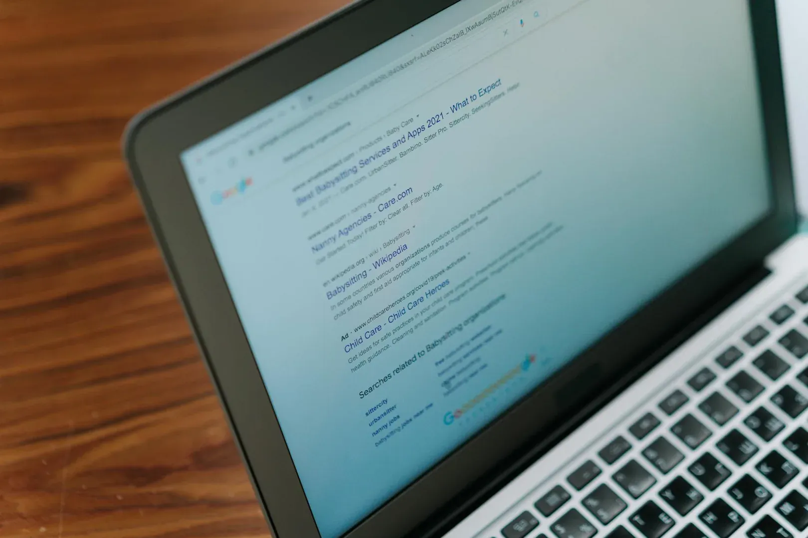 Écrire un prompt qui colle vraiment à l'intention de la SERP